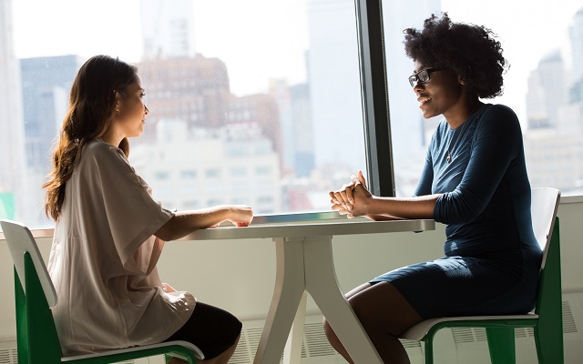 Cómo hablar de uno mismo en la entrevista de trabajo