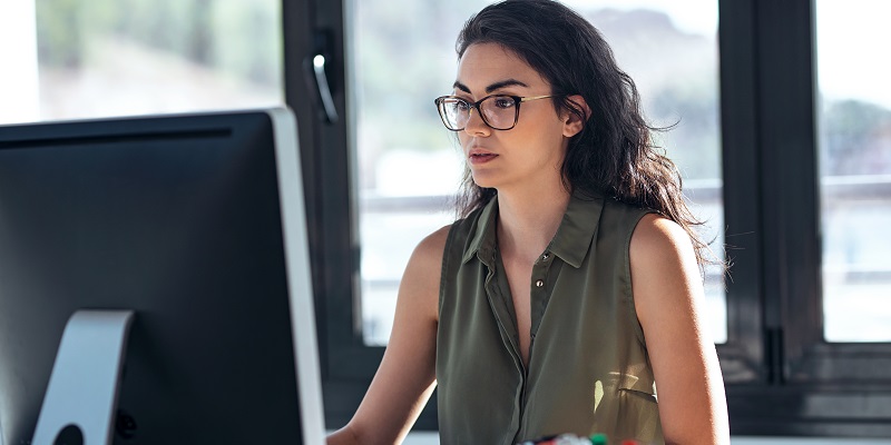 ¿Qué documentación necesito de la empresa para hacer la declaración de renta?