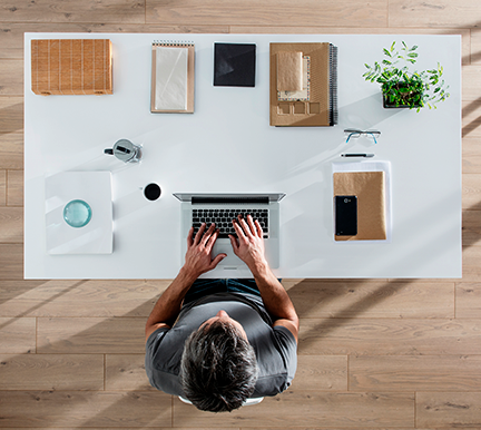 espacio de trabajo limpio orden y limpieza en la oficina
