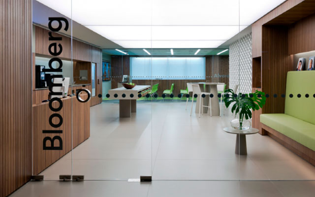 becarios bloomberg